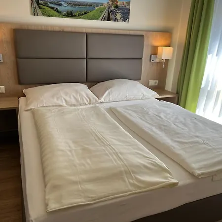 City-hotel Kurfuerst Balduin 3*